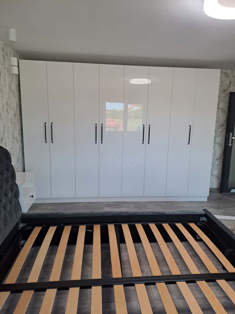 Pat Tapițat, Dressing